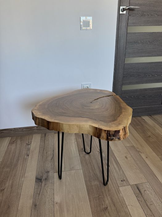 Столик журнальний (зріз дерева - горіх)