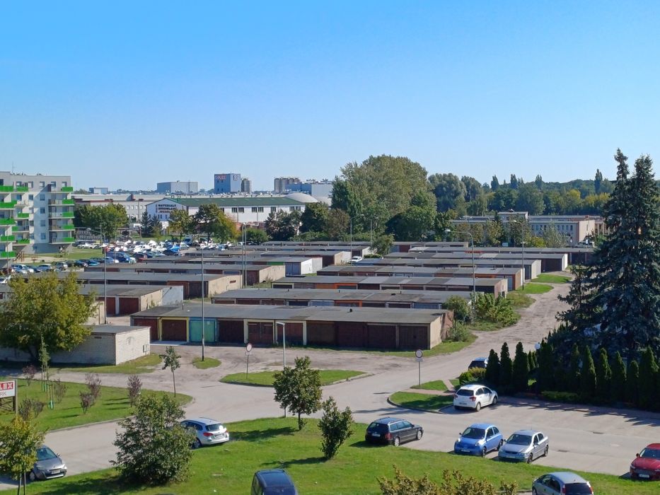Posiadam " Garaż Murowany " - Do wynajęcia. Września ul. Piastów-Amika
