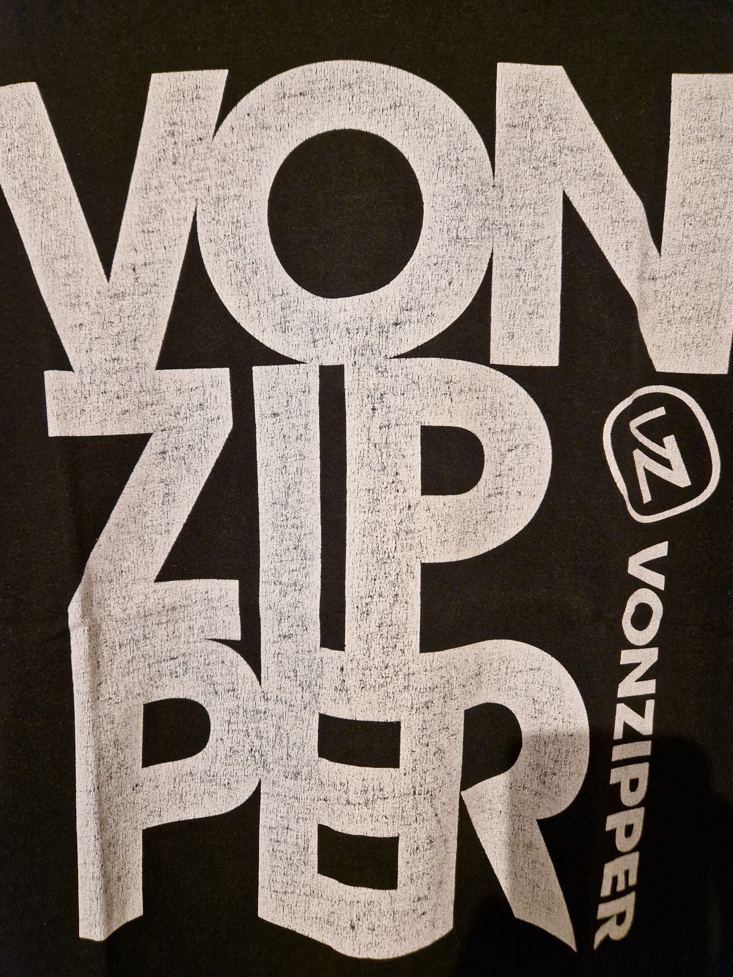 T-shirt Von Zipper preta - tamanho S