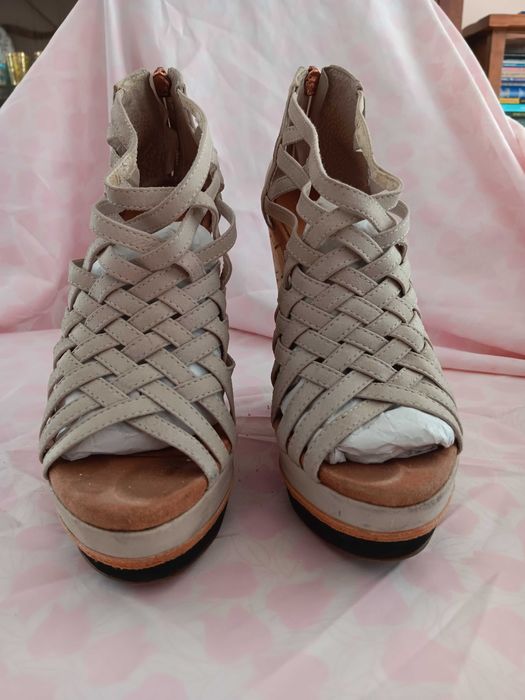 Sandálias de cunha em cortiça Cubanas