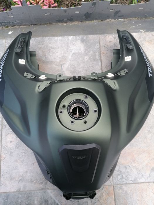 Triumph Tiger 900 rally pro GT zbiornik paliwa bak