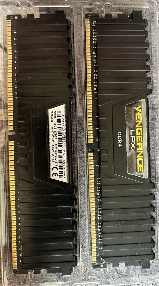 Pamięć Ram Corsair Vengeance 2x16GB DDR4 3000MHz