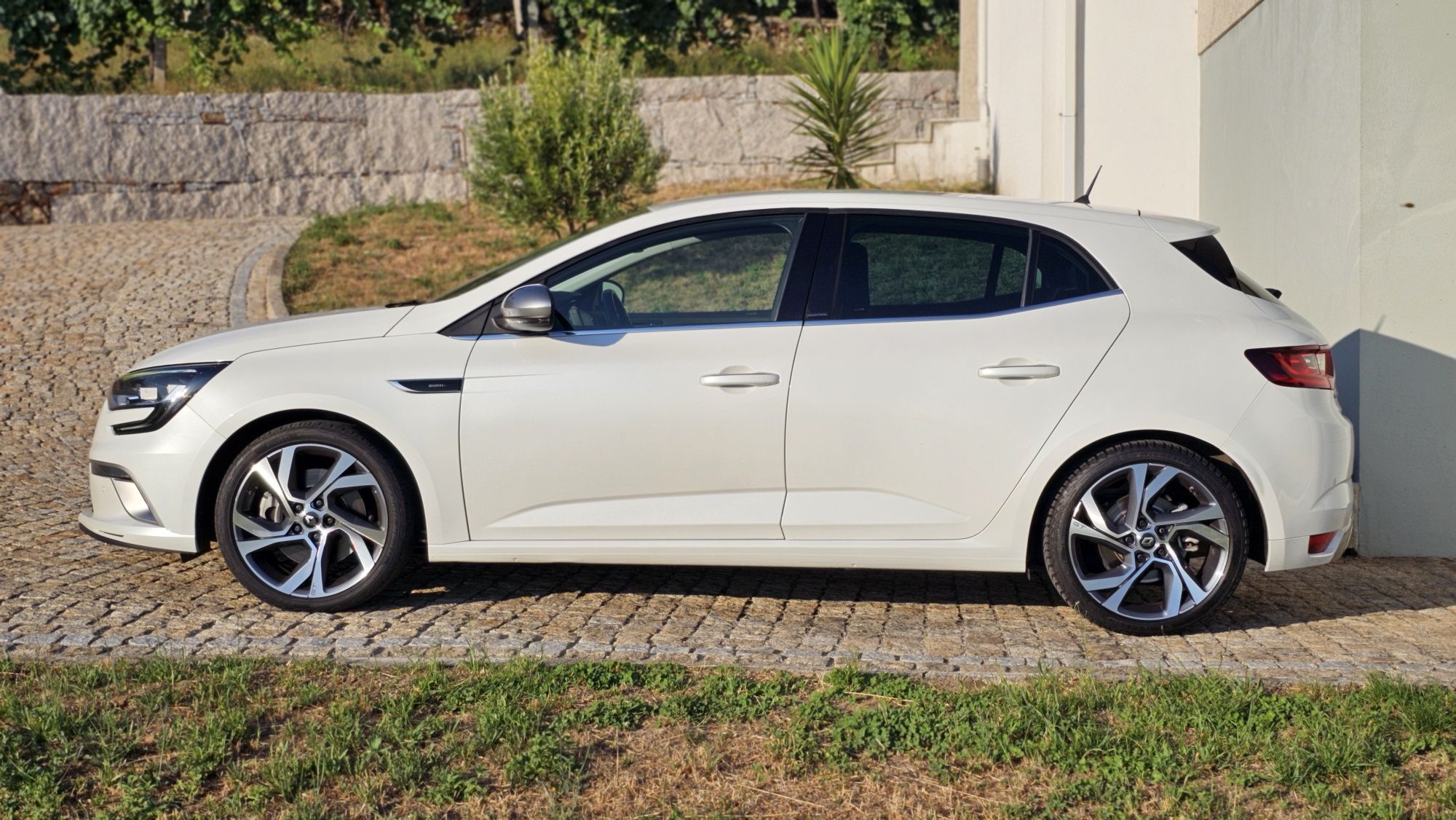 Renault Megane GT Sport 1.6 dCi bi-turbo | 165cv | EDC
