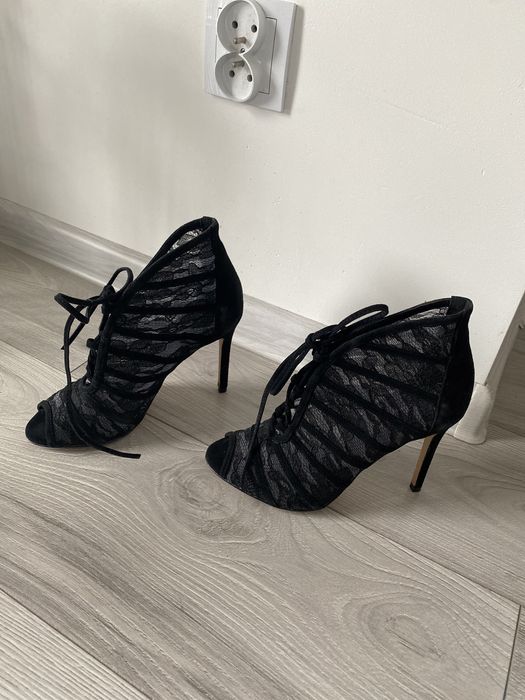 Koronkowe botki skorzane 38 Alannah Hill miala je Natalia Siwiec