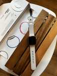Смарт годинник Apple Watch SE  Gold Aluminium 1
