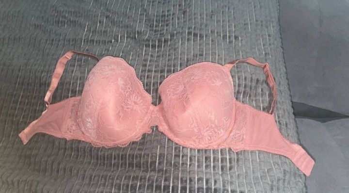 Eleganski Biustonosz 75 G