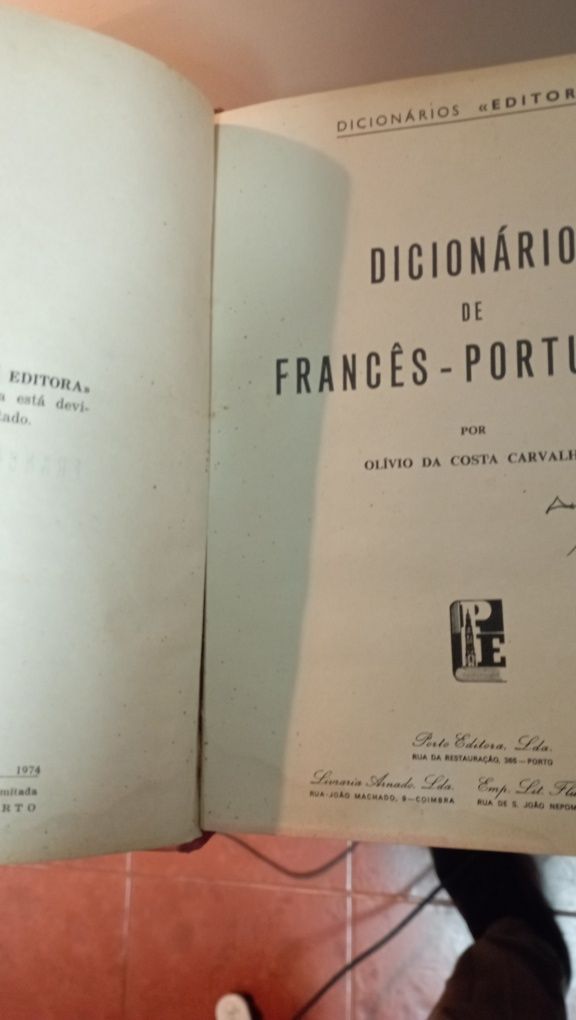 Dicionário antigo Francês Português