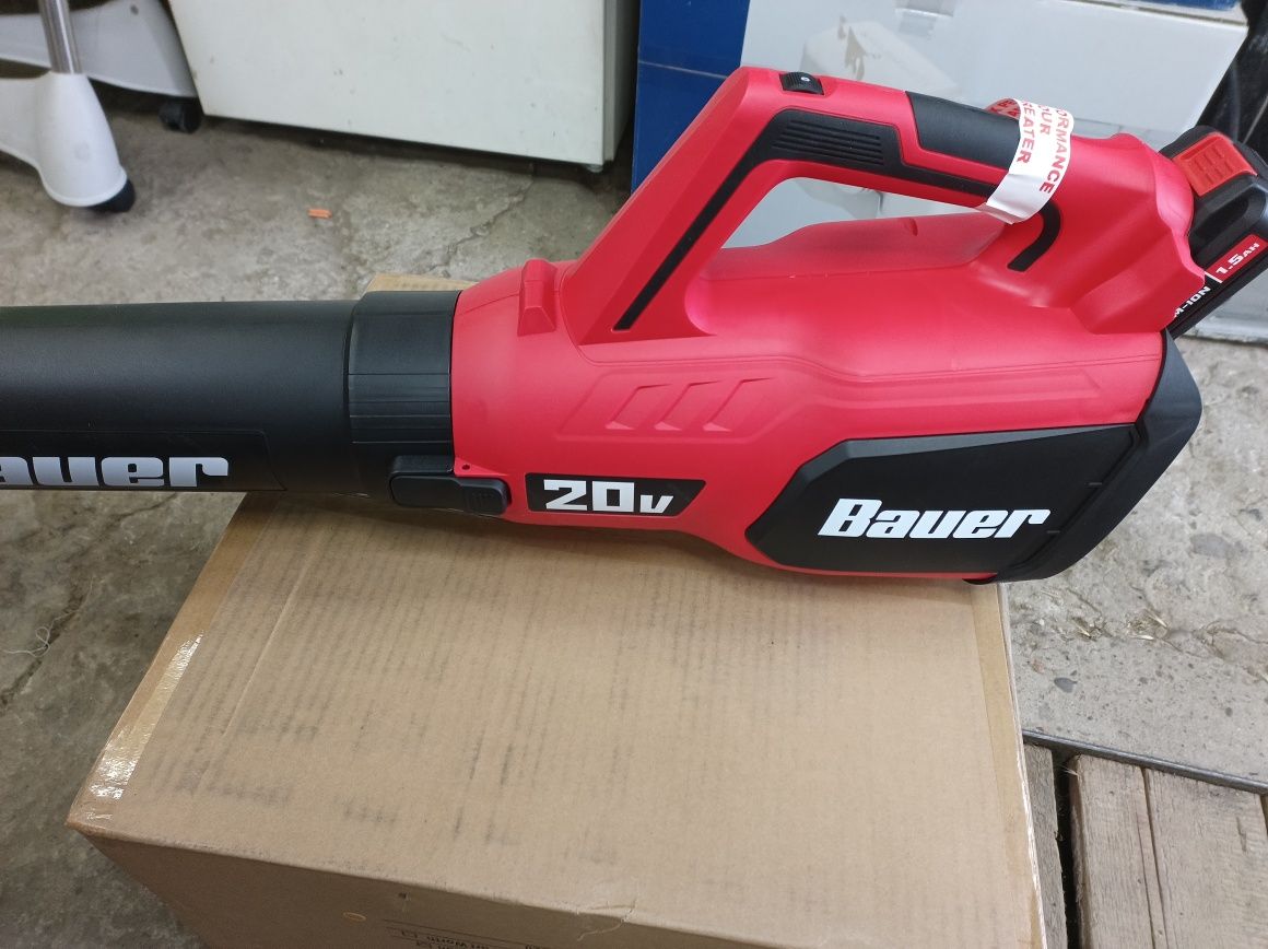 Акумуляторний інструмент шуруповерт Bauer, Makita, DeWalt, Dnipro M