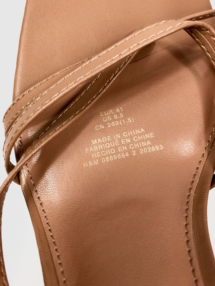Brązowe letnie buty sandały damskie H&M z niskim obcasem eleganckie