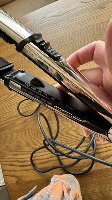 Професійний вирівнювач BaByliss PRO Elipsis 3000