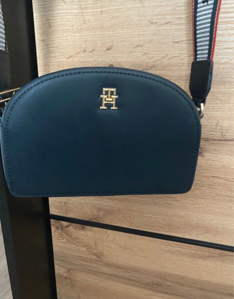 Torebka Tommy Hilfiger