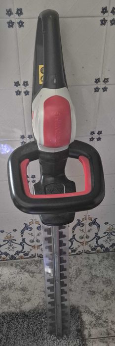 Corta-sebes elétrico Sterwins EHT2-50.3