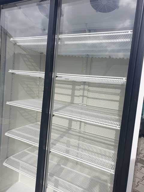 Witryna chłodnicza,Regał 1.300 litr.chłodnia lada-NoFrost