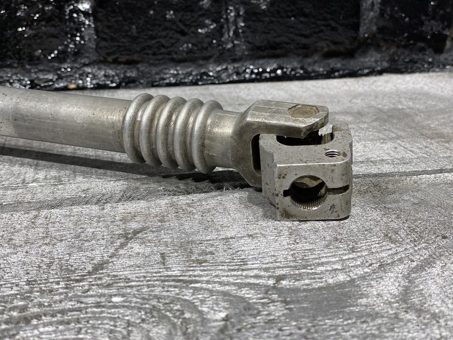 Автошрот Е60/61 Рульовий Карданчик БМВ