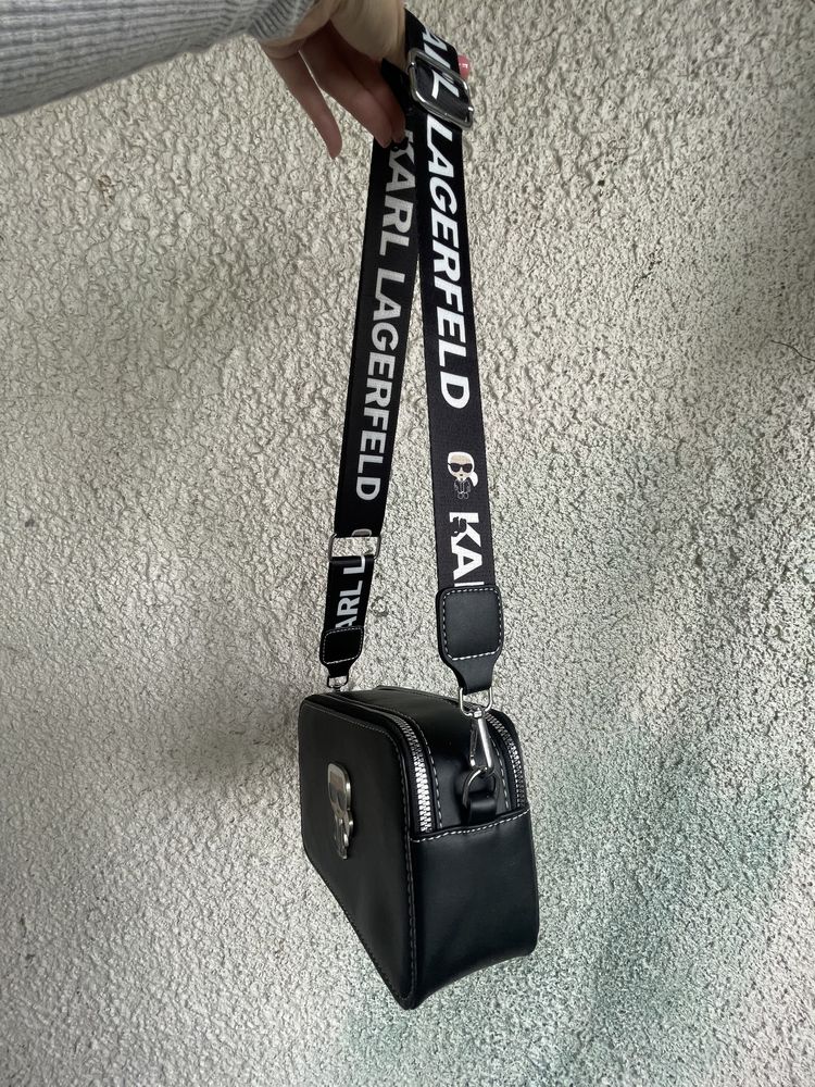 Сумка crossbody Karl Lagerfeld