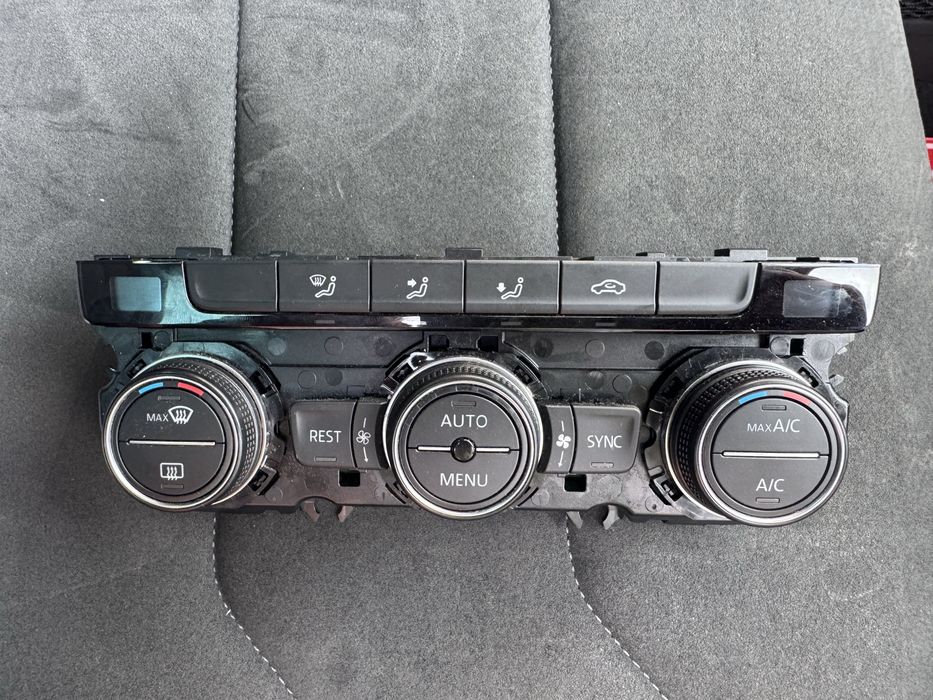 Панель клімат контроля Фольцваген! 5NA.907.044.J