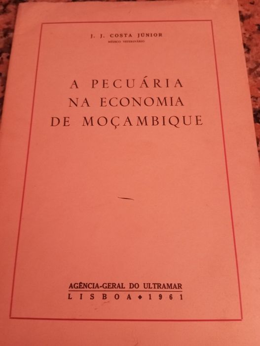A pecuária na economia de Moçambique - J. J. Costa Júnior