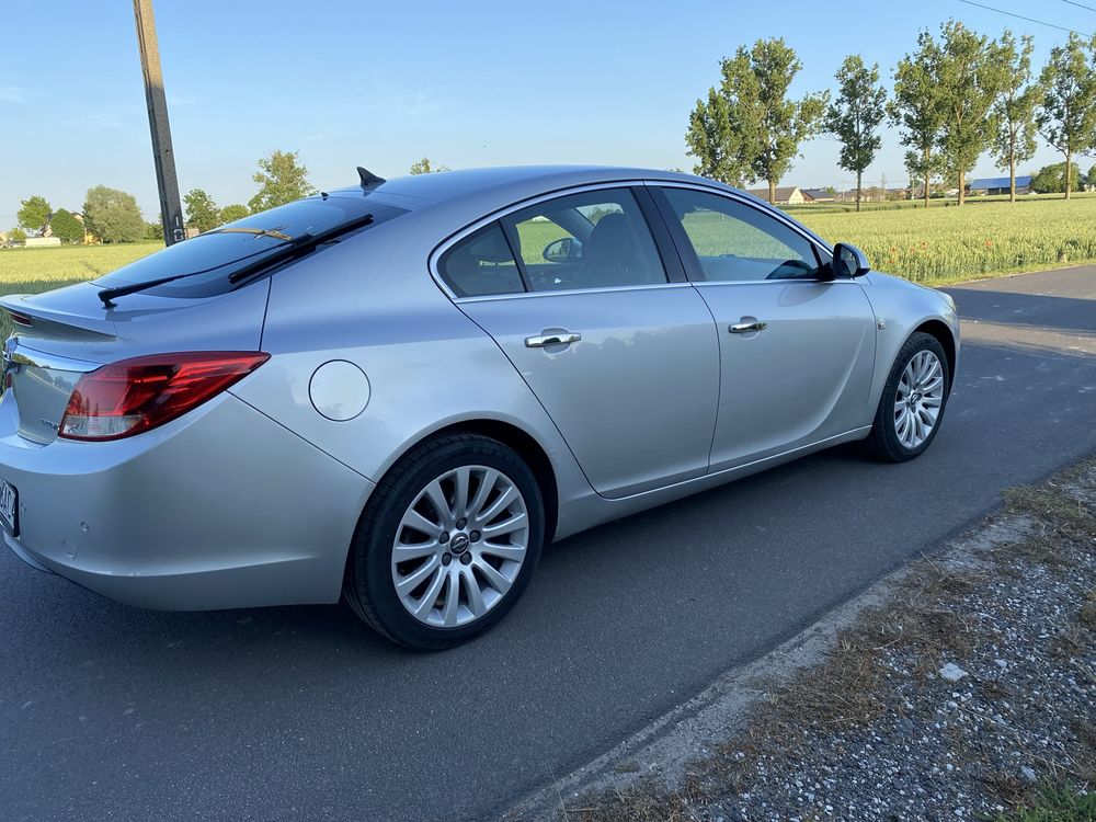 Opel Insignia 2.0 CDTi 160km, wersja Cosmo