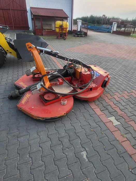 Kosiarka sadownicza fischer fruchstar 3000. Montowana przod. 1000obr.