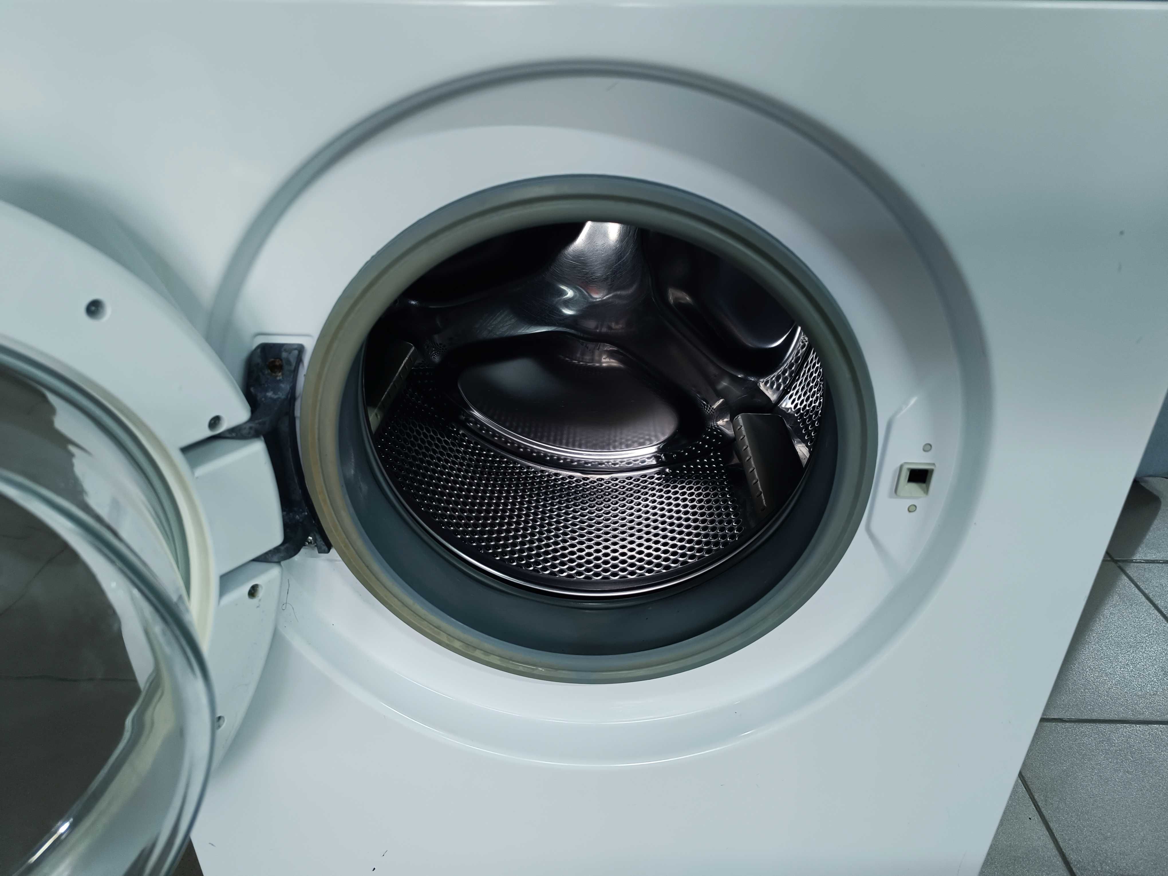 Пральна машина Bosch FD 9208