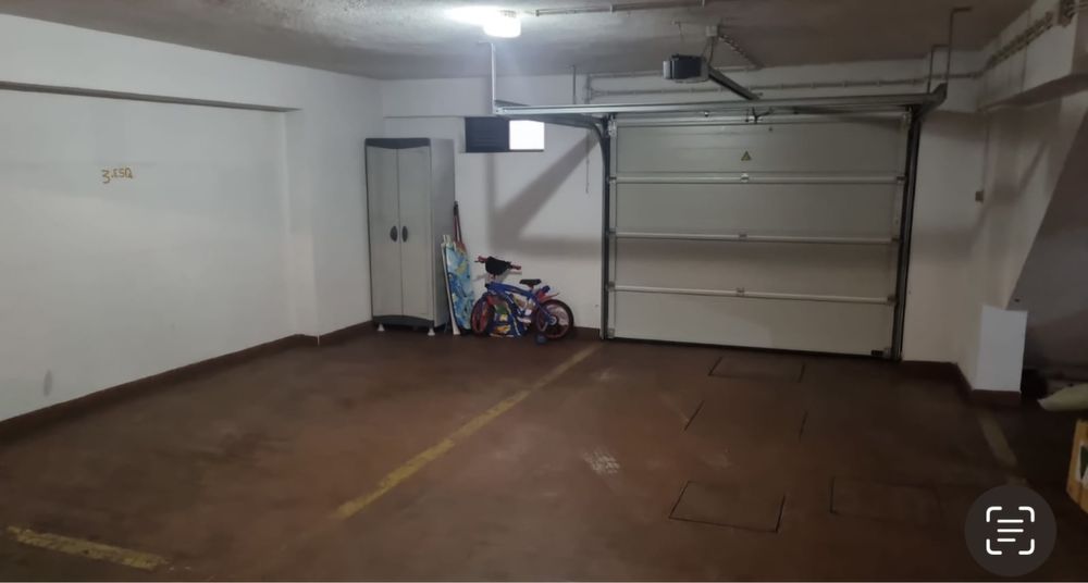 Lugar garagem alameda guia cascais
