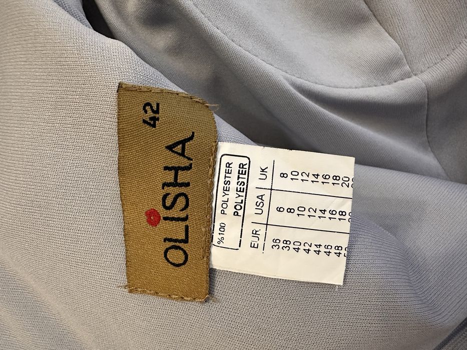 Жіноча вечірня сукня