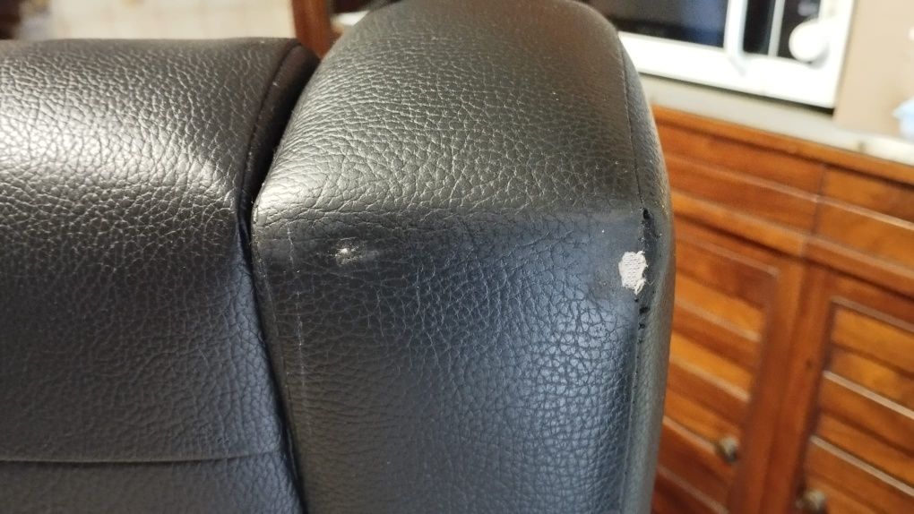 Cadeirão reclinável preto