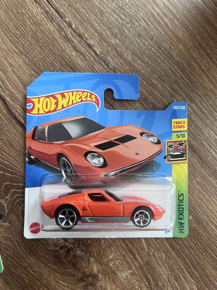 Hot Wheels машинки Lamborghini Miura Lotus Emira