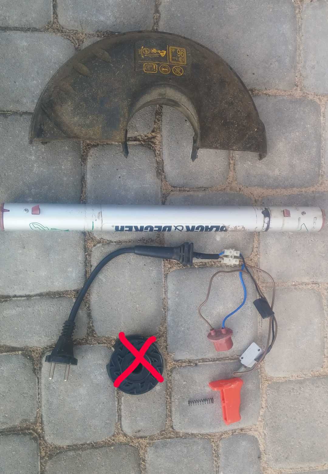 Триммер black&decker GL301