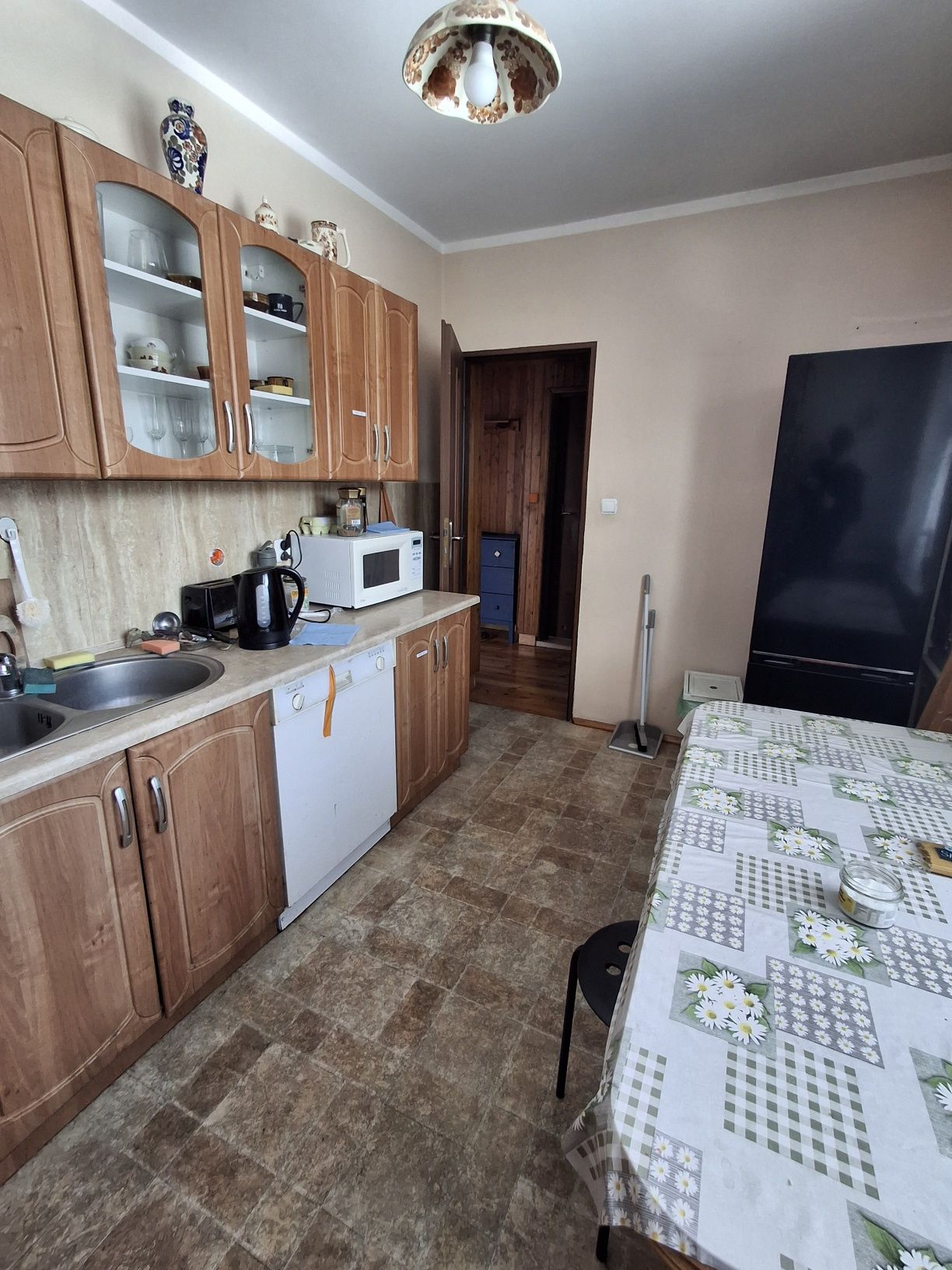 3 mieszkania do 7 osób, 2 mieszkania 3 osobowe, w pełni wyposażone