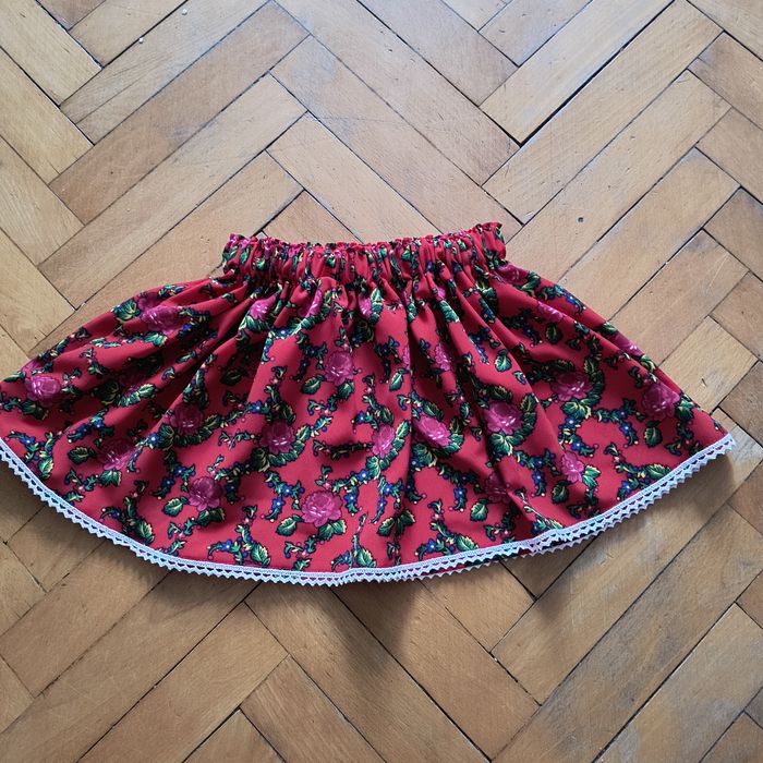 Spódniczka krakowska góralska rozmiar 98 czerwona