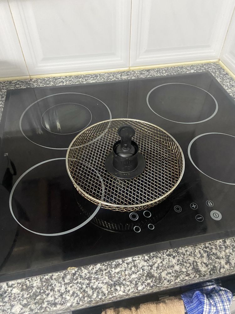 Actifry da Tefal com todos os acessorios