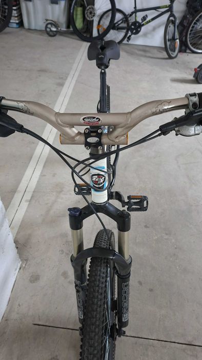 Bicicleta btt marca BH