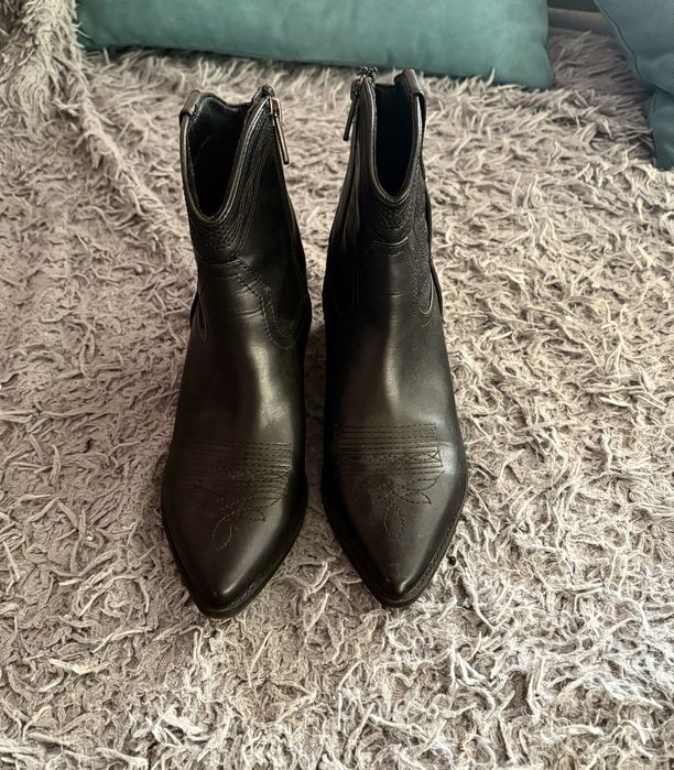 Козаки в стилі Zara