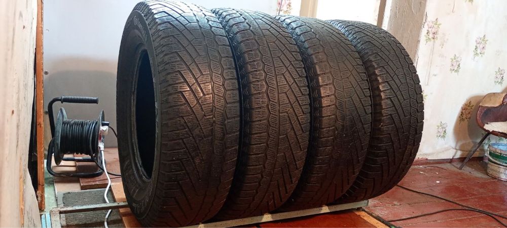 225/70.R16 комплект continental