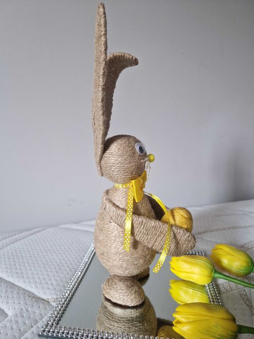 Zając wielkanocny ze sznurka święta ozdoba wielkanocna hand made
