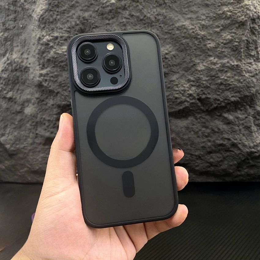 Чехол черный magsafe iPhone 12