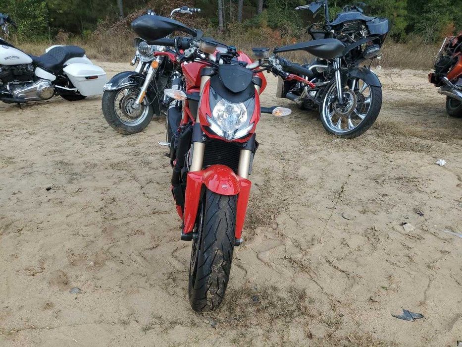 2015 DUCATI Streetfighter 848