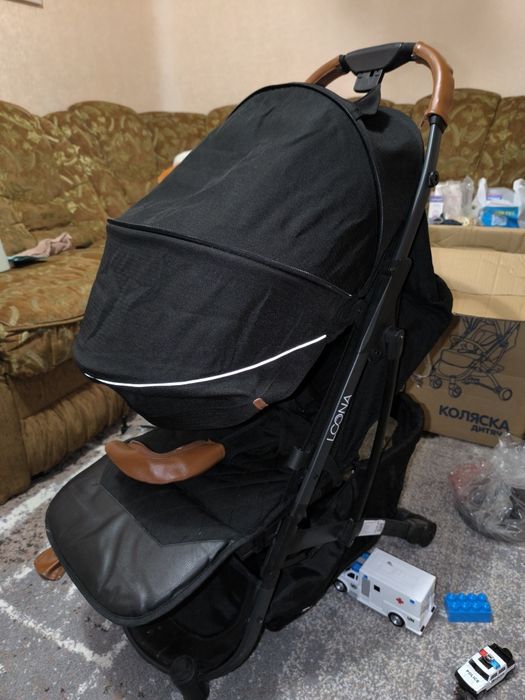 Дитяча коляска чорна прогулочна Elcamino 1090