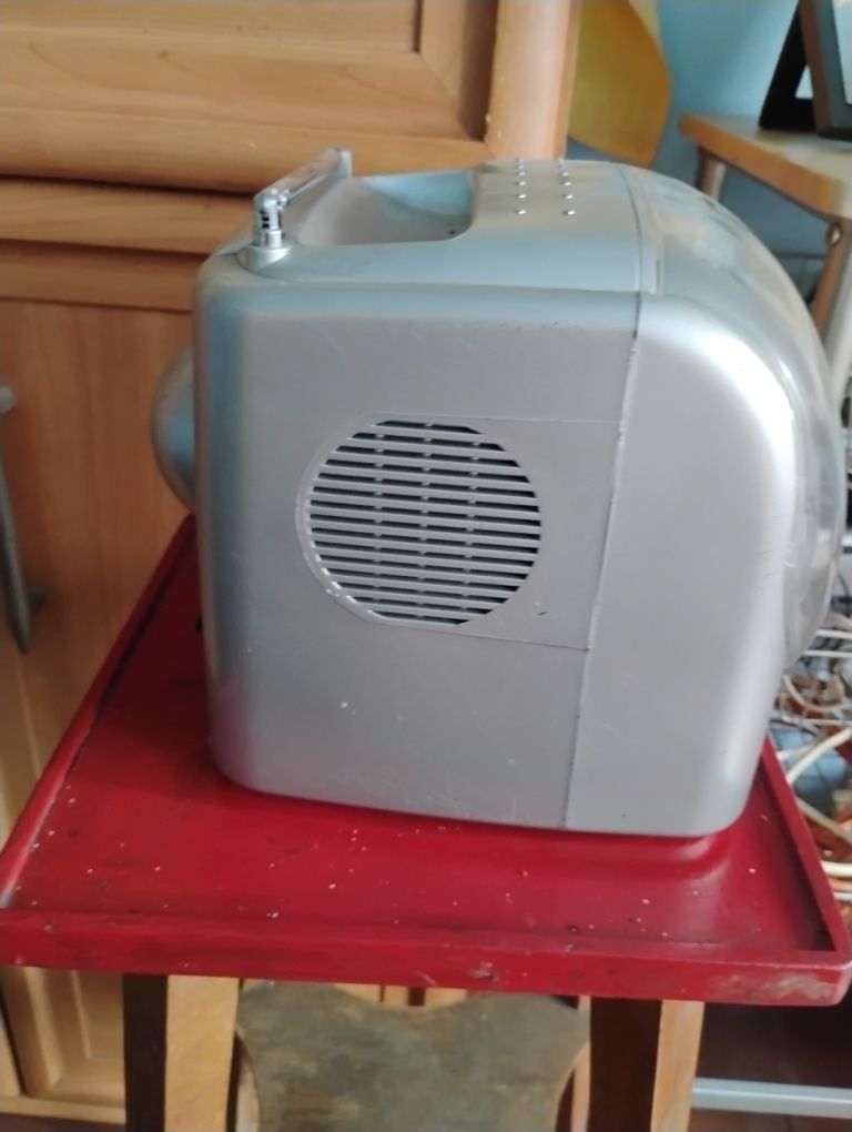 Zabytkowe radio z telewizorem