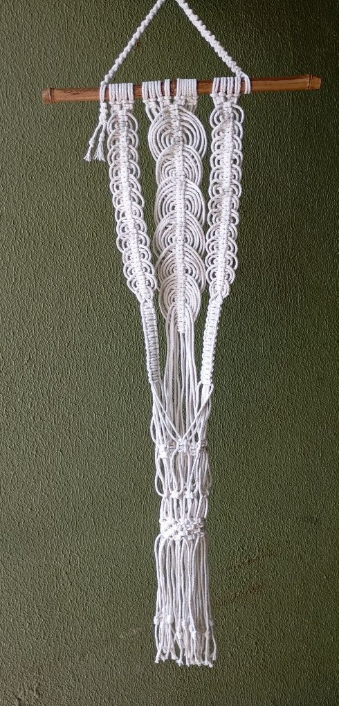 Suporte para vasos em macramé feito à mão