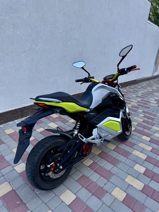 Электромотоцикл электроскутер Like.Bike G6