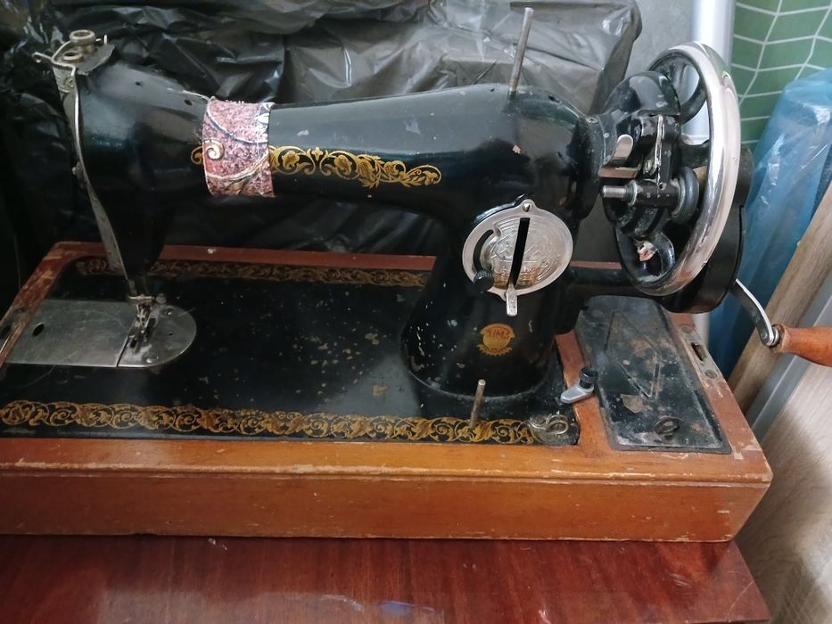 Швейная машинка б/у