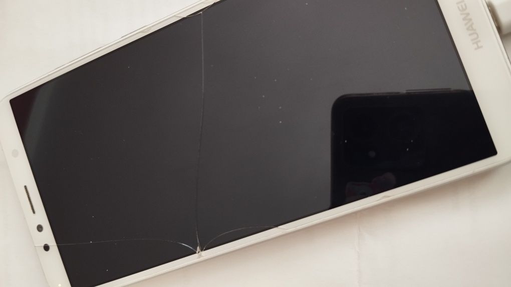 HUAWEI P Smart 2019
