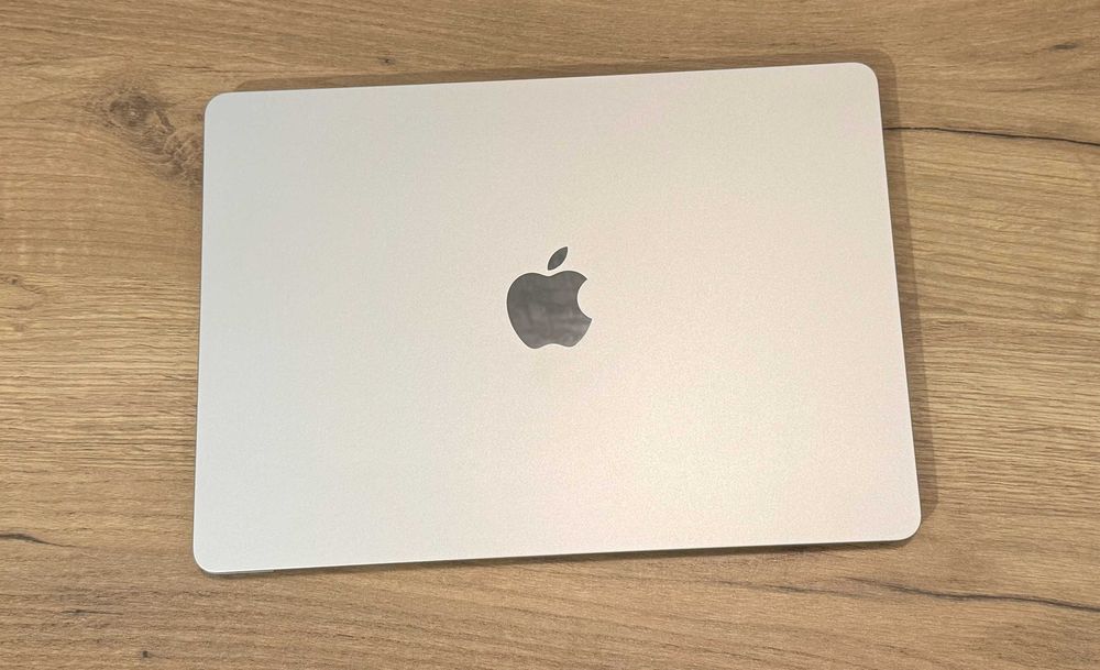  MacBook Air 13 2022 M2 16GB RAM 256GB SSD Starlight АКБ 100%