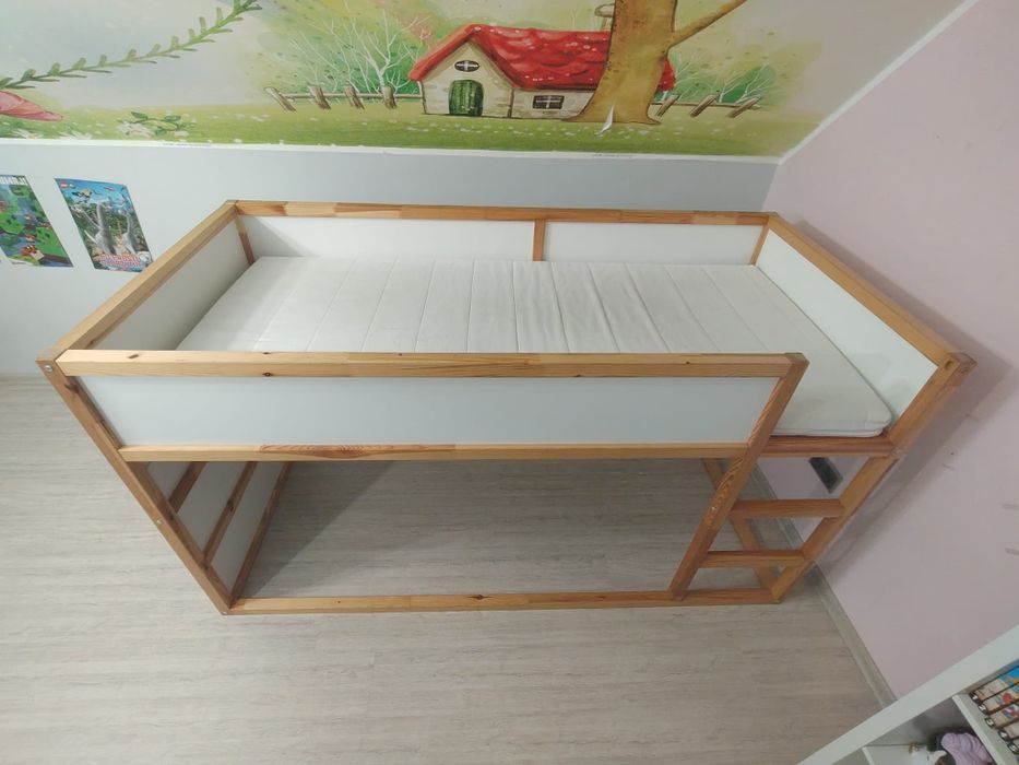 Łóżko piętrowe Ikea KURA  + materac