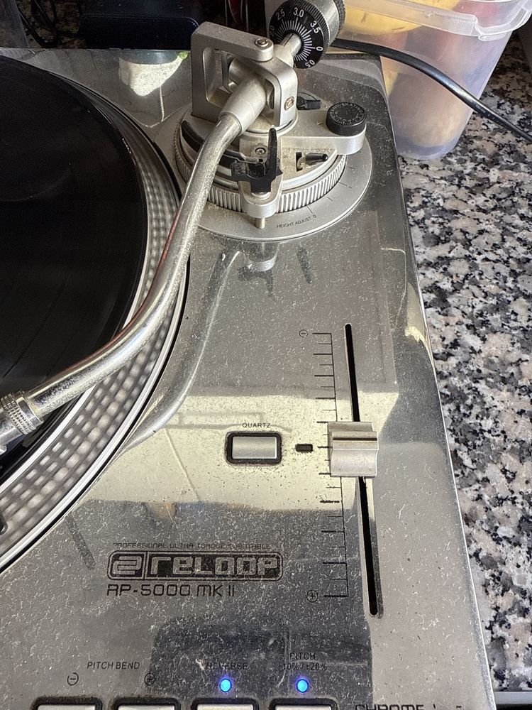 Reloop RP- 5000 mk II gira discos