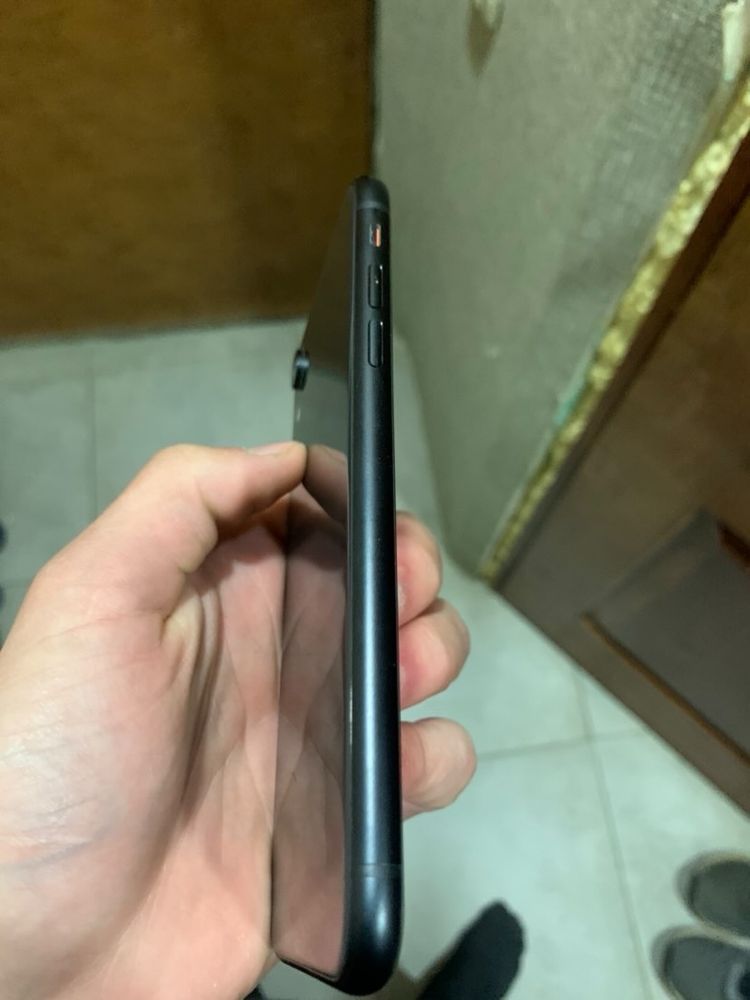 Продам айфон/iPhone XR 128gb