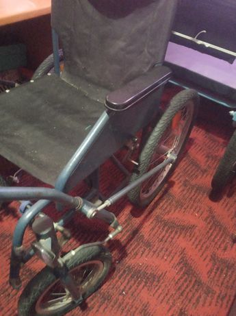Инвалидные коляски б/у.