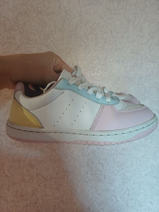 Кеди білі  кросівки